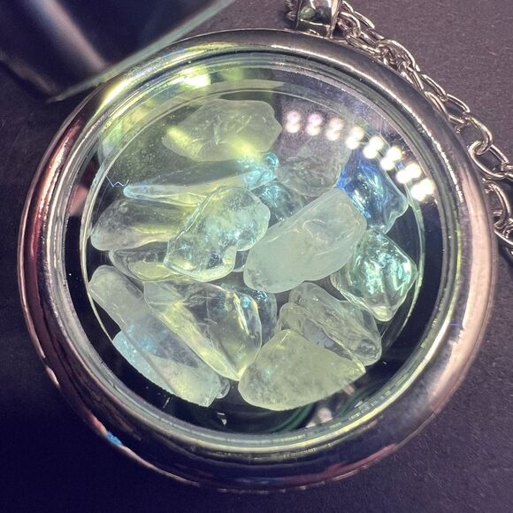 Herkimer Petroleum Quartz Crystal UV Reactive Round Pendant Locket Necklace (3)‎ - Picture 5 of 8